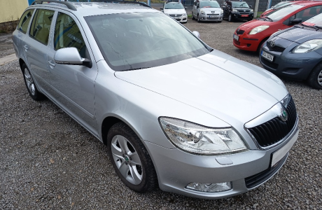 ŠKODA Octavia Combi 1,6TDI Elegance NAVI