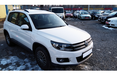 VOKLSWAGEN Tiguan 1,4TSI Trendline  Plus ČR  1majitel